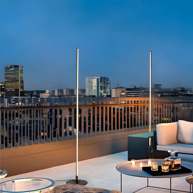 Lampes Solaires Contemporaines pour Extérieur - Éclairage de Jardin à Énergie Solaire avec Recharge Sans Fil