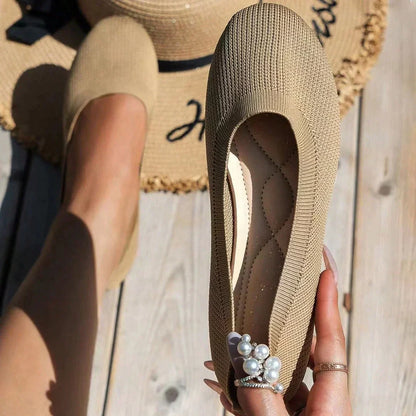 LEXIA | Tongs plates et confortables pour femmes - Luviera Fashion