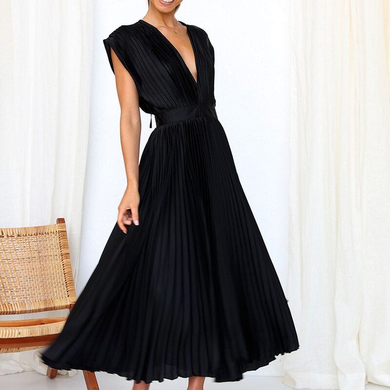 Robe maxi fluide à décolleté en V et plis – Noelle