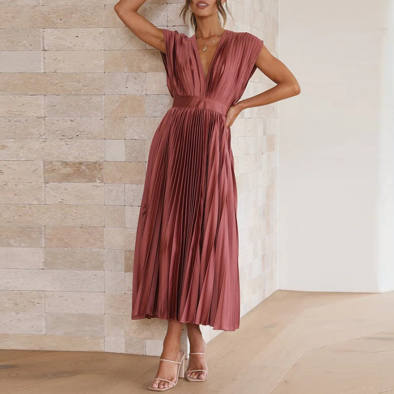 Robe maxi fluide à décolleté en V et plis – Noelle