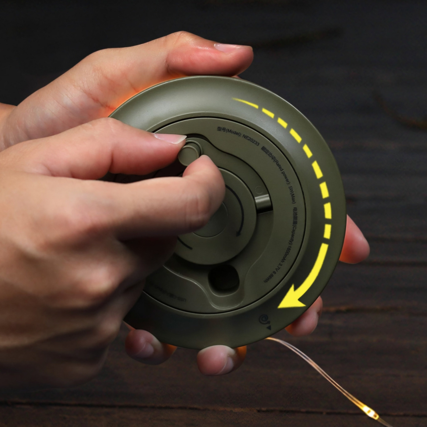 Lanternes de Camping Étanches Rechargeables - Lumières LED avec 20 Heures d'Autonomie