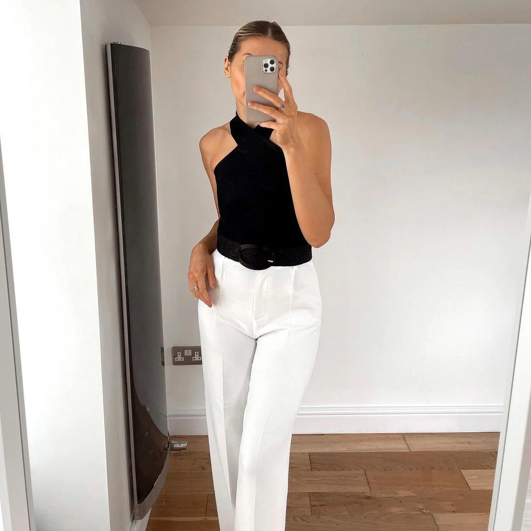 NOÉMIE | Top féminin avec détail croisé sophistiqué - Luviera Fashion