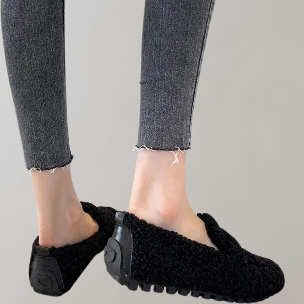 CLOÉ | Chaussons Chauffants pour Dames - Luviera Fashion