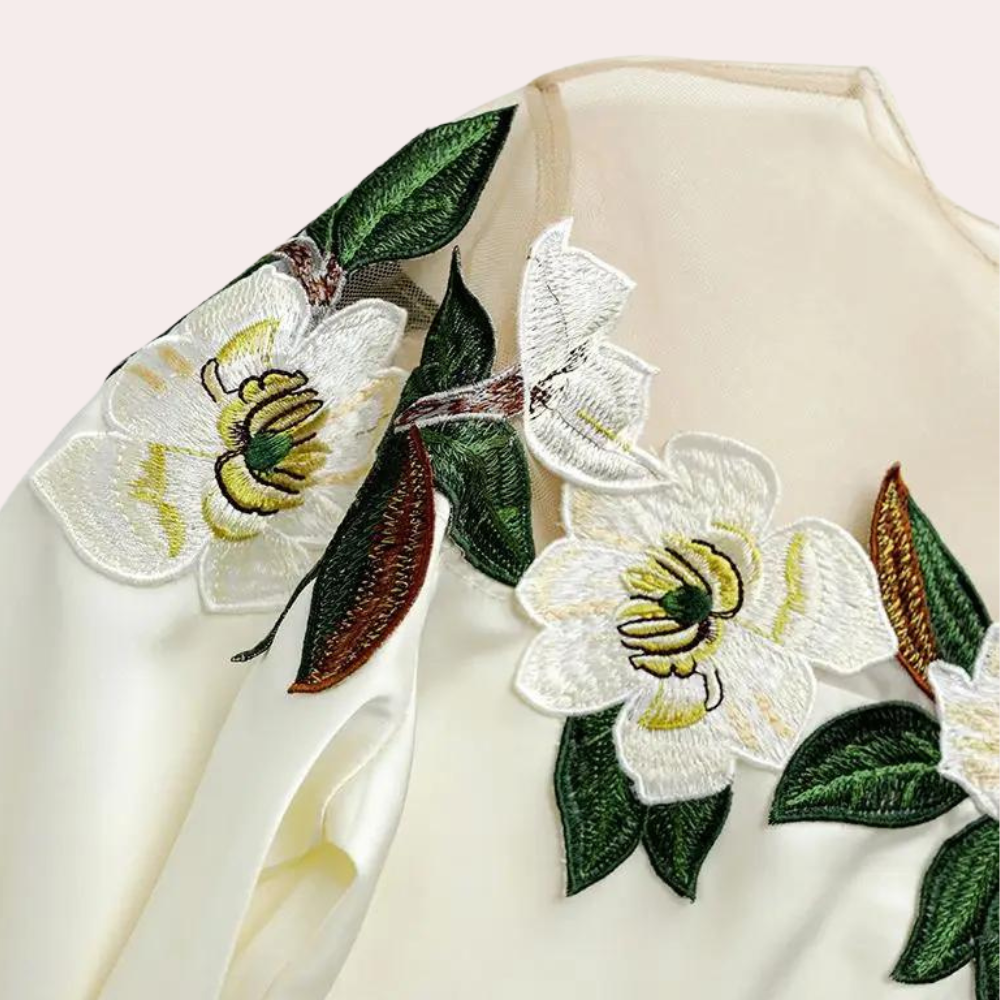 Blouse décontractée pour femmes à motif floral beige – Elvira