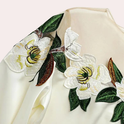 Blouse décontractée pour femmes à motif floral beige – Elvira