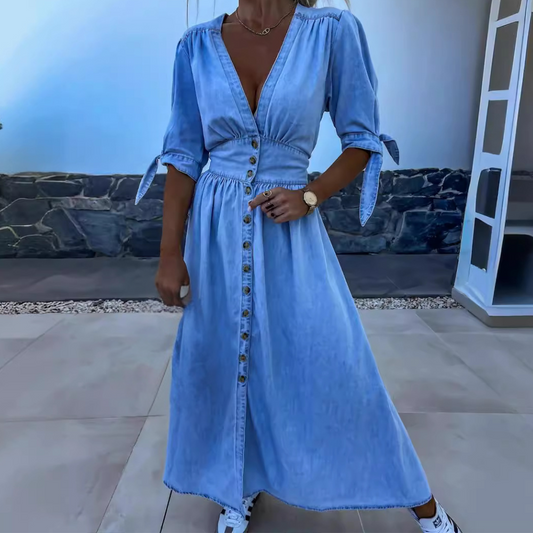 NOÉE | Robe sophistiquée à boutons pour un look élégant