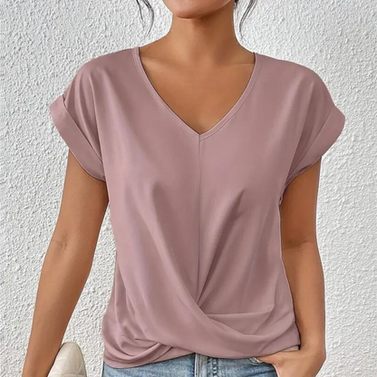 Chemise féminine chic avec un décolleté en V séduisant