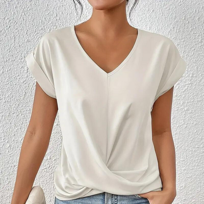 Chemise féminine chic avec un décolleté en V séduisant