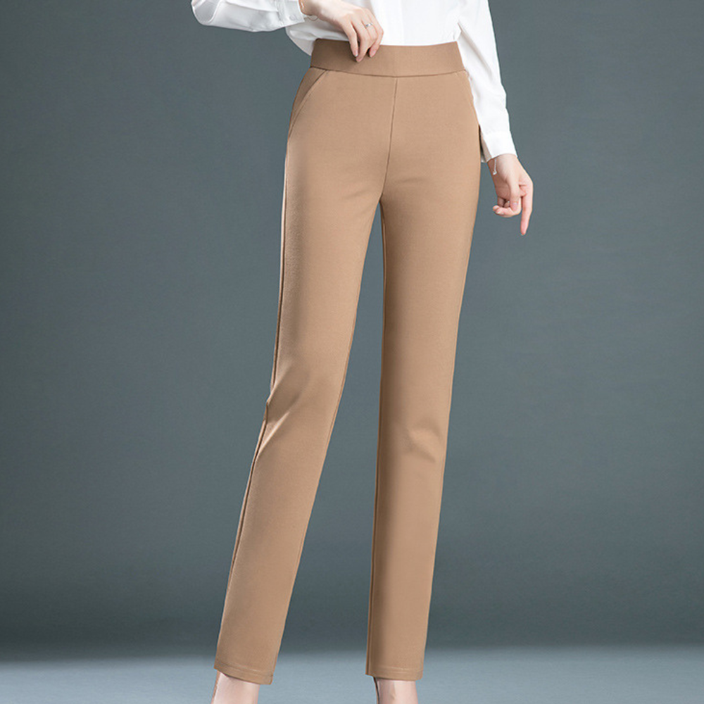 CELINE | Pantalon à coupe droite avec finition élégante - Luviera Fashion