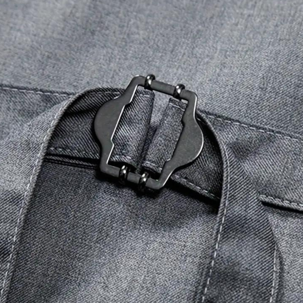 ISTVAN | Gilet moderne avec coupe originale et finition raffinée - Luviera Fashion