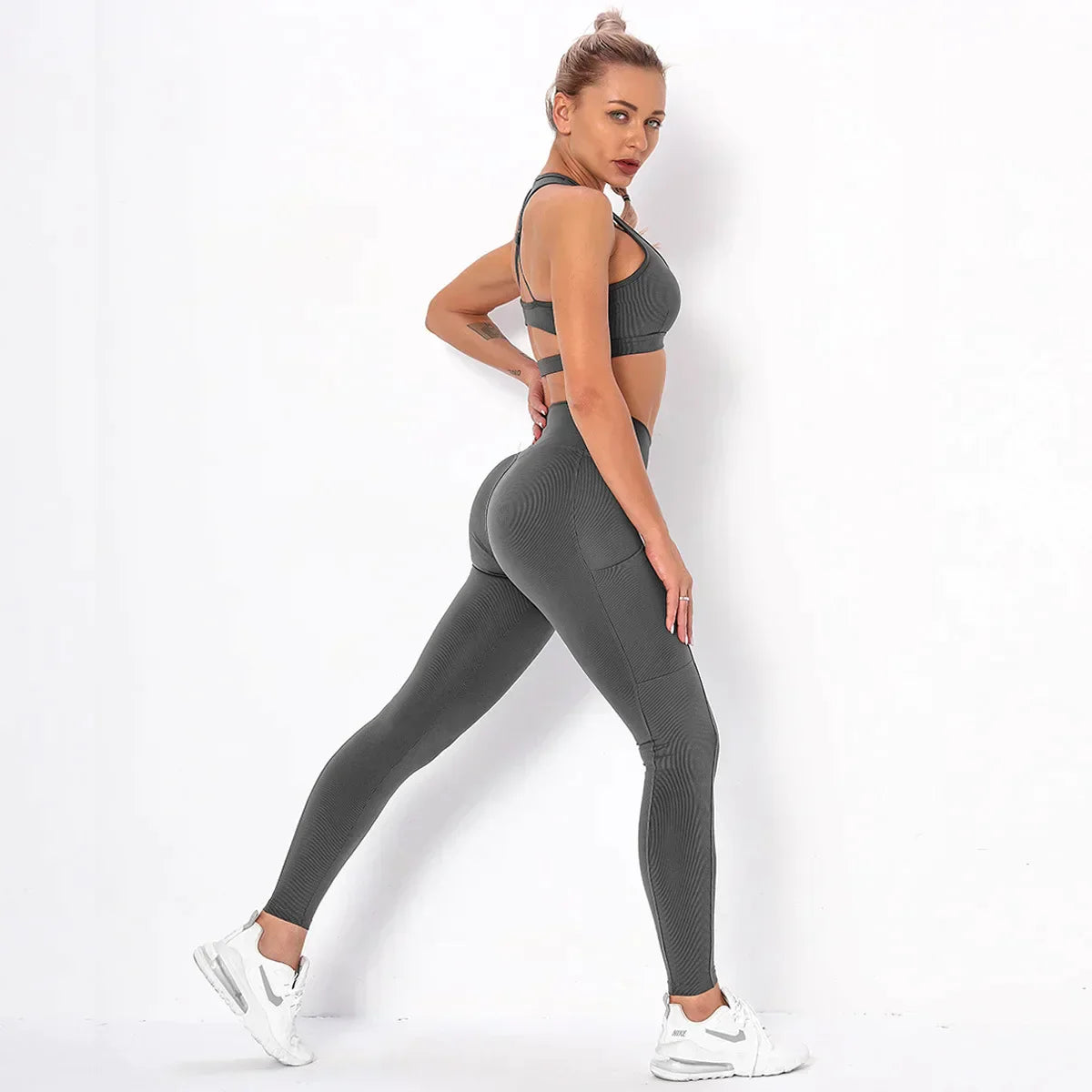 MIRA | Tenue de sport gainante