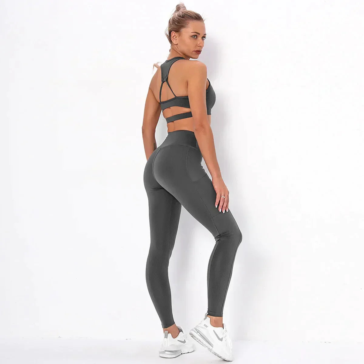 MIRA | Tenue de sport gainante