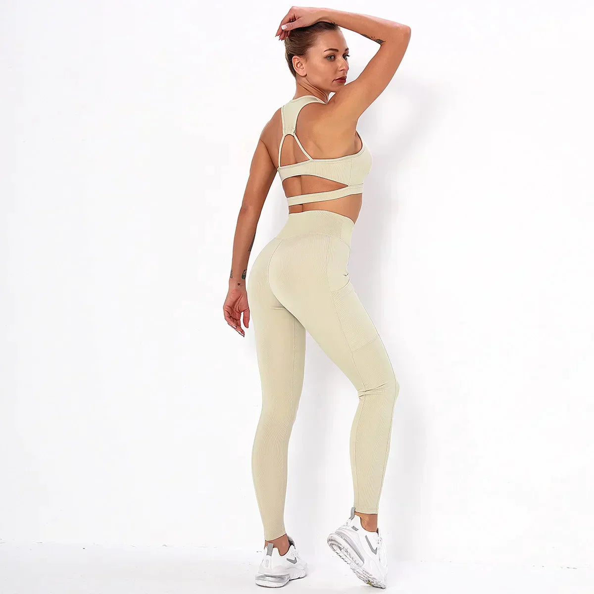 MIRA | Tenue de sport gainante