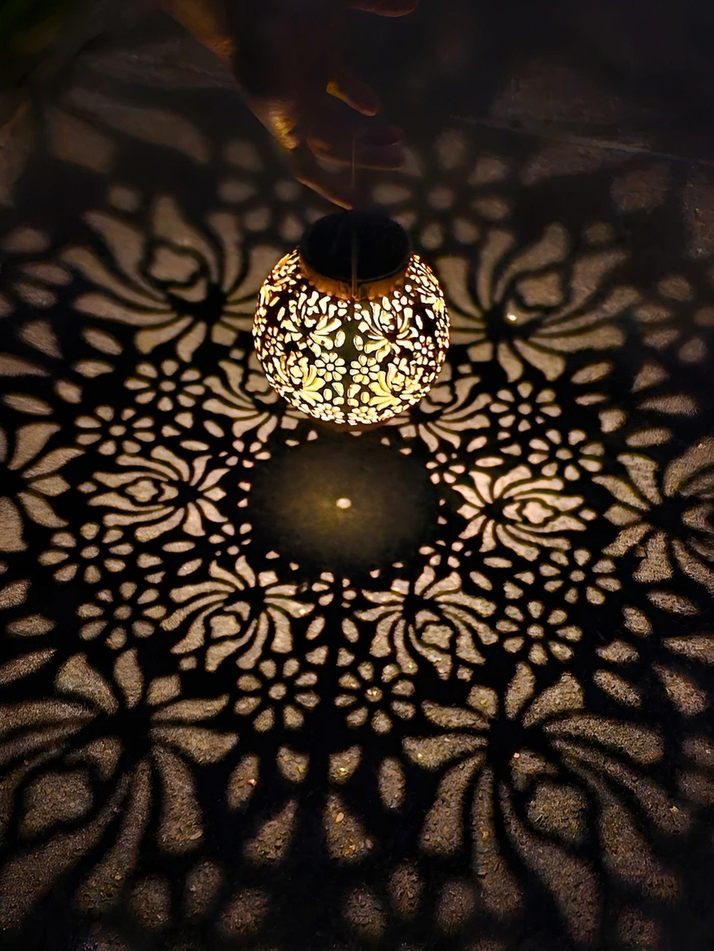 AquaGlow – Lampe Solaire LED Suspendue pour Jardin, Étanche