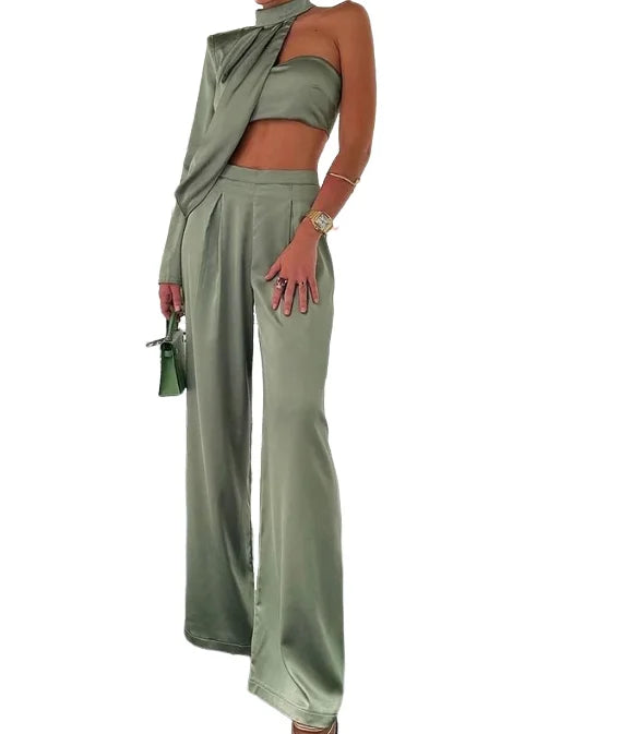 MIA | Look relaxé avec cet ensemble soutien-gorge et pantalon à épaules