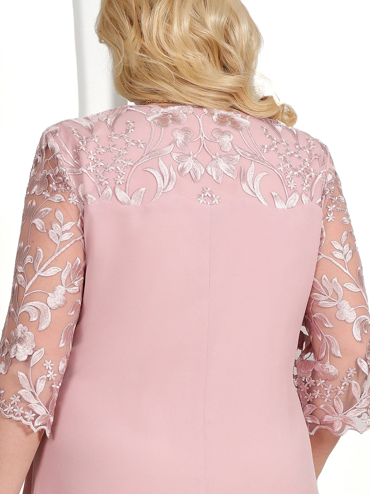 Robe de soirée brodée grande taille