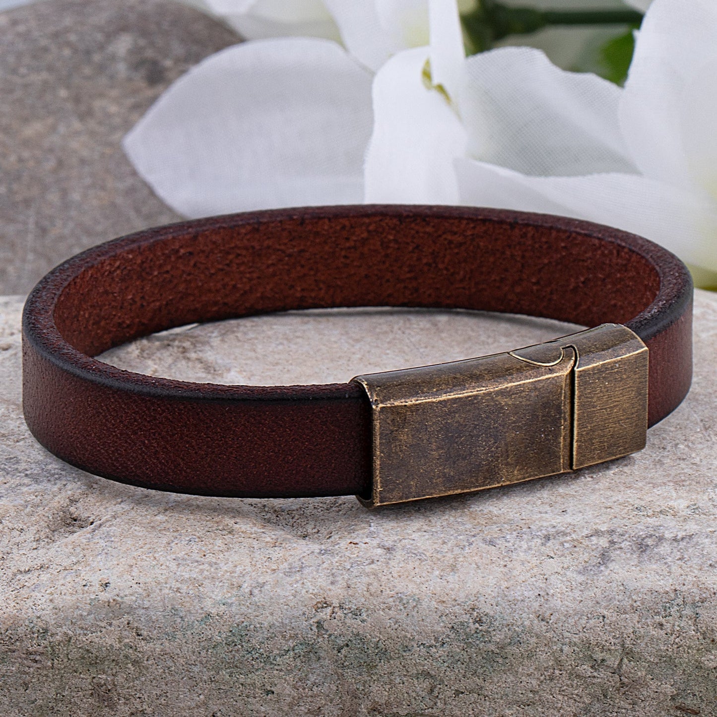 Rugged MATHIS | Bracelet en cuir, une touche de caractère masculine - Luviera Fashion