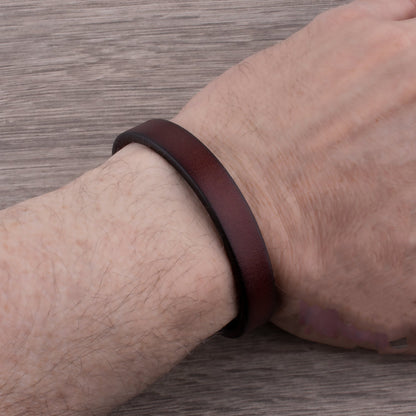 Rugged MATHIS | Bracelet en cuir, une touche de caractère masculine - Luviera Fashion