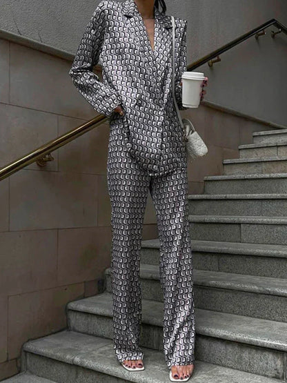 MATHILDE | Tailleur en satin élégant avec une coupe raffinée - Luviera Fashion