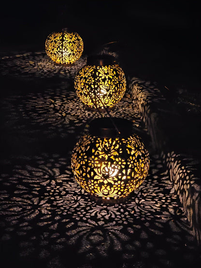 AquaGlow – Lampe Solaire LED Suspendue pour Jardin, Étanche