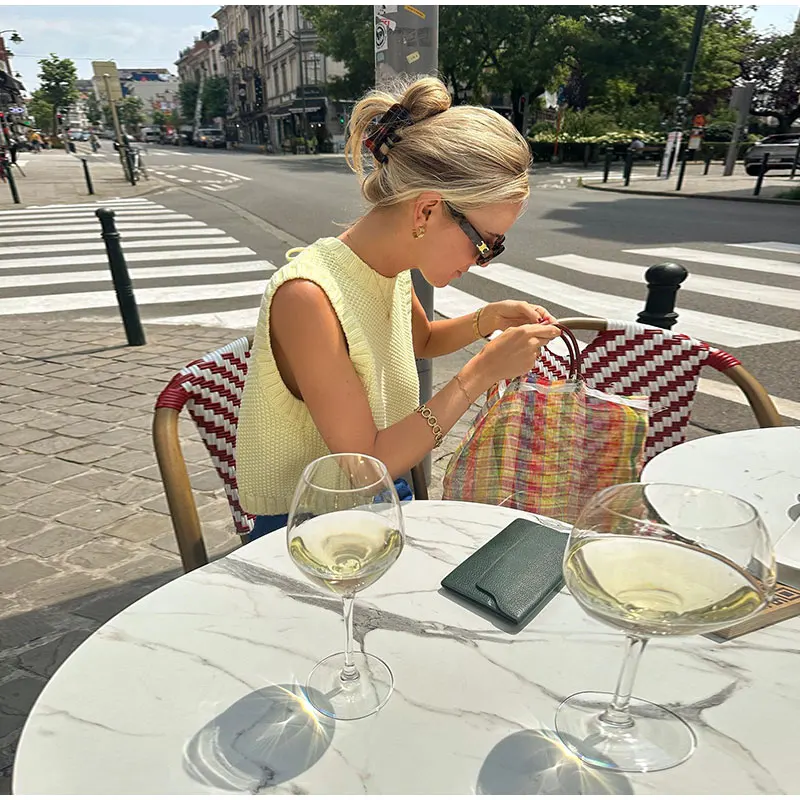 Top Tricoté Femme – Sans Manches – Dos Ouvert – Fermeture Nœud – Coupe Confortable