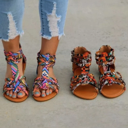 Sandales estivales vibrantes 2025