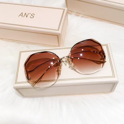 Lunettes de soleil élégantes à dégradé pour l'été 2025