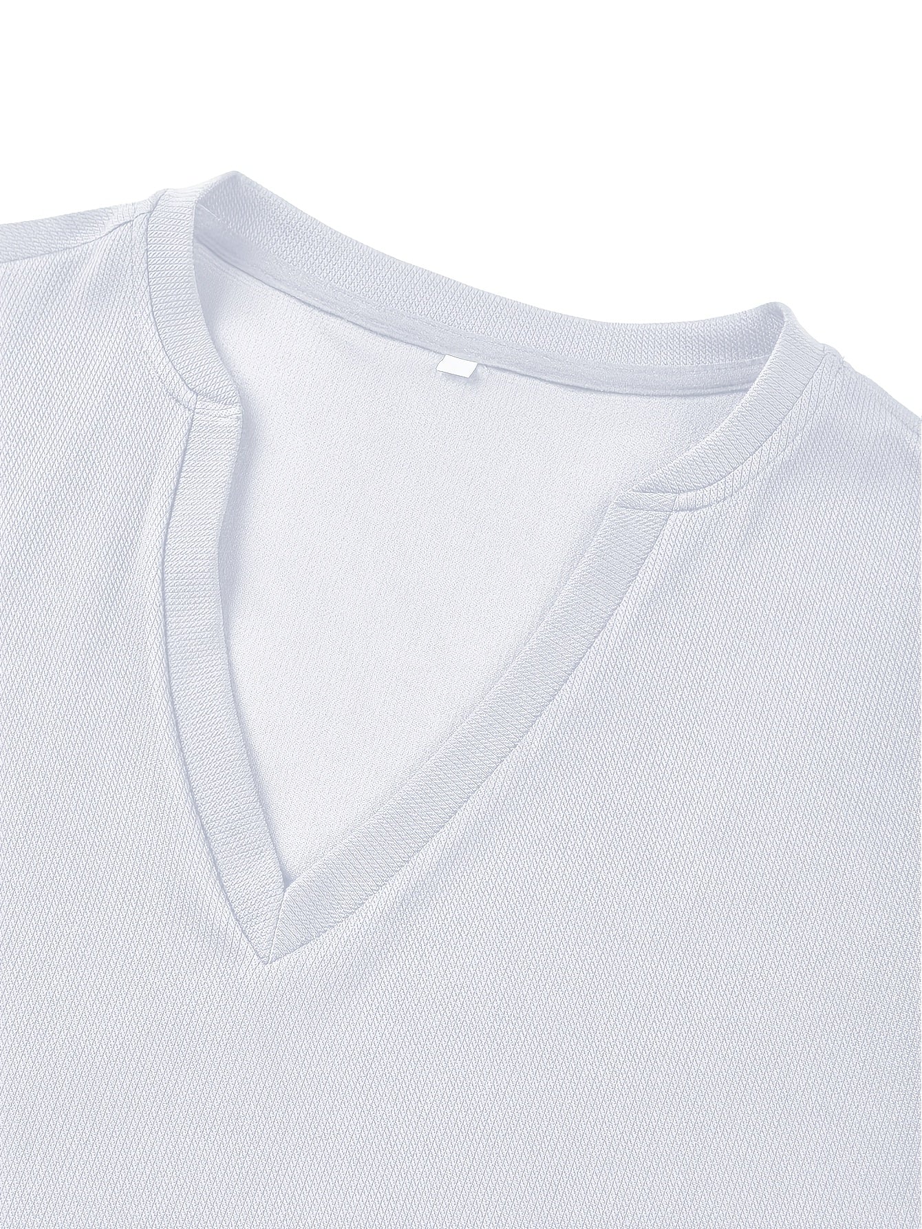 Arnhold | T-shirt homme à décolleté en V profond texturé