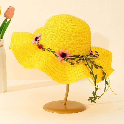 Chapeau d'été pour femmes avec motifs floraux et fruités – Solène