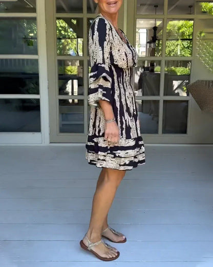 Robe d'été chic et légère pour femmes avec décolleté en V et manches 3/4 – Modèle Elina