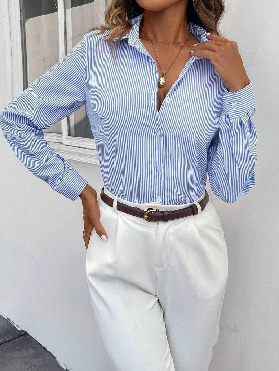 Blouse féminine à rayures printanières