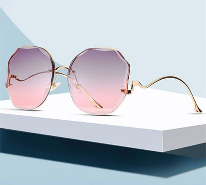 Lunettes de soleil élégantes à dégradé pour l'été 2025