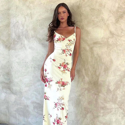 Robe maxi d'été à fleurs avec décolleté en V et bretelles spaghetti - Modèle Alina